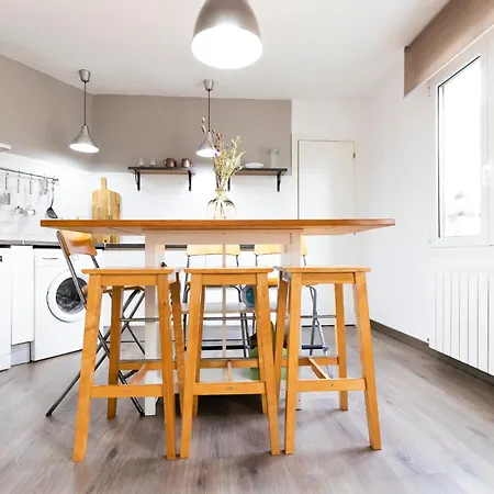 Апартаменты Akomodat En Luminoso Junto Al Paseo De La Ria Бильбао