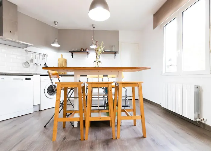 Апартаменты Akomodat En Luminoso Junto Al Paseo De La Ria Бильбао