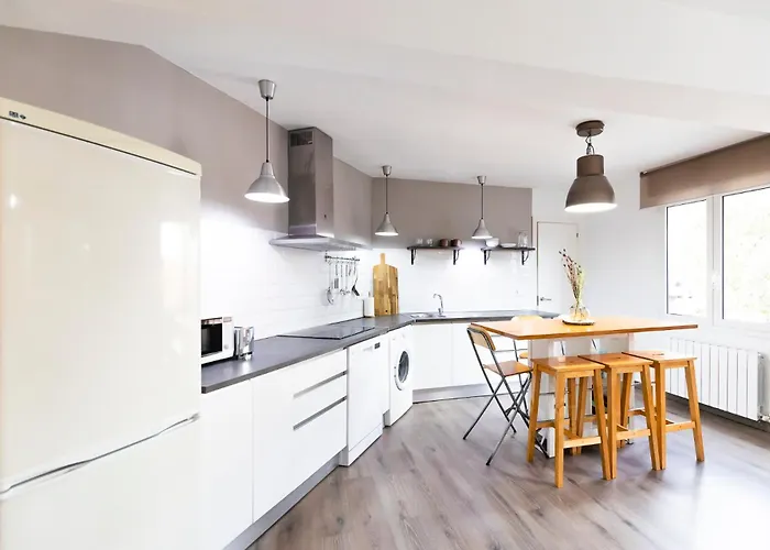 Akomodat En Luminoso Junto Al Paseo De La Ria Апартаменты