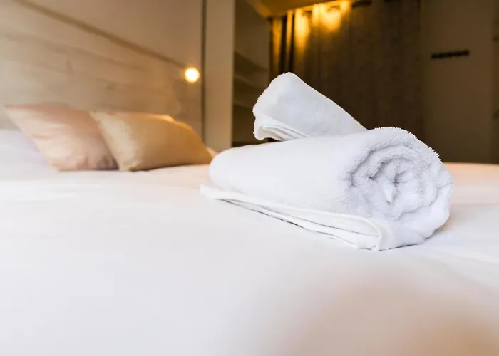 Akomodat En Luminoso Junto Al Paseo De La Ria * Бильбао