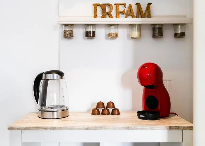 Akomodat En Luminoso Junto Al Paseo De La Ria *