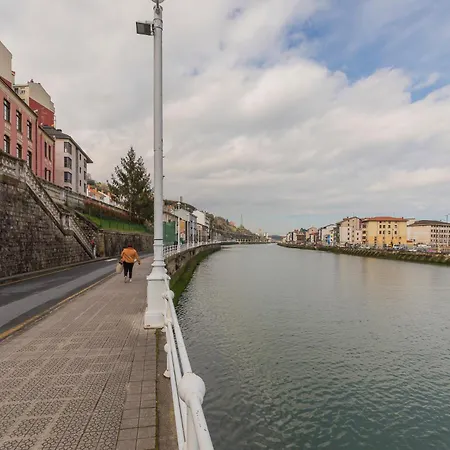 Appartamento Akomodat En Luminoso Junto Al Paseo De La Ria Bilbao